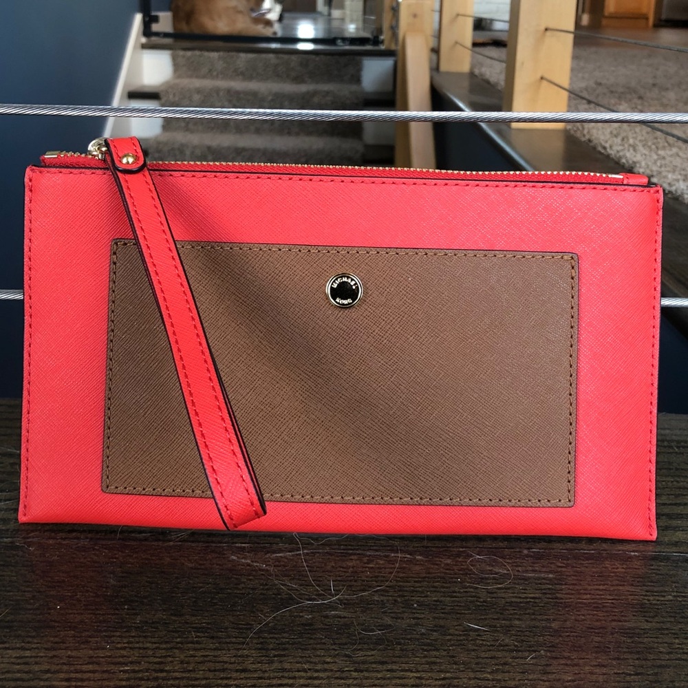 Michael Kors Wristlet